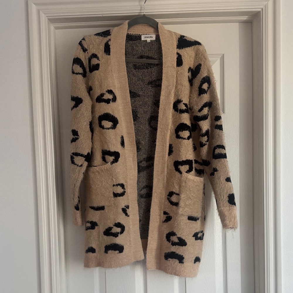 Amaryllis Tan and Black Patterned Cardigan
